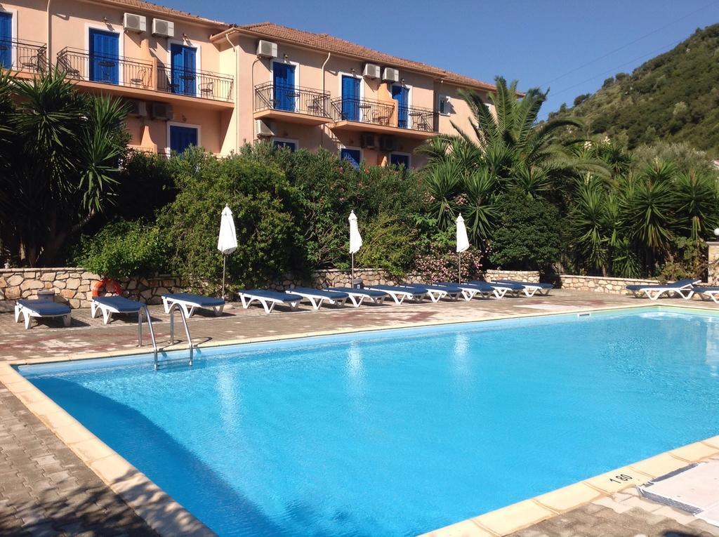 Hotel Nostos Frikes Exteriör bild