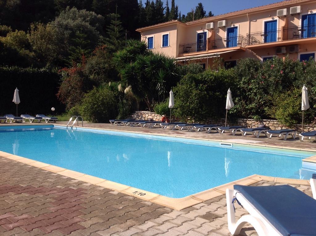 Hotel Nostos Frikes Exteriör bild