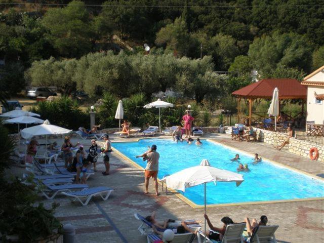 Hotel Nostos Frikes Exteriör bild
