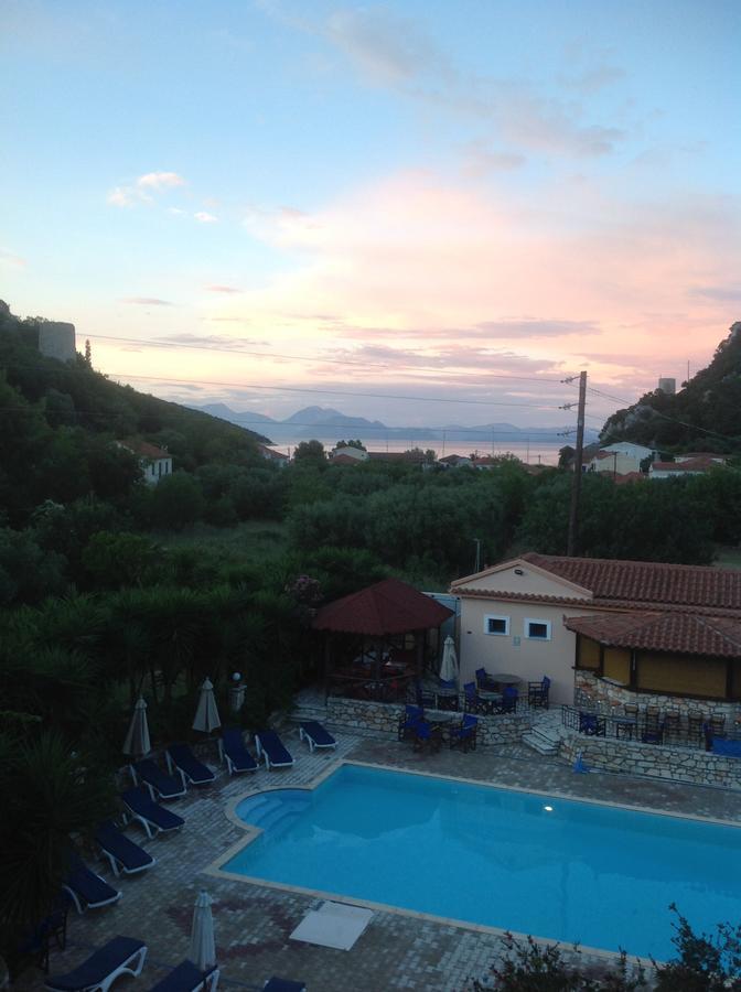 Hotel Nostos Frikes Exteriör bild